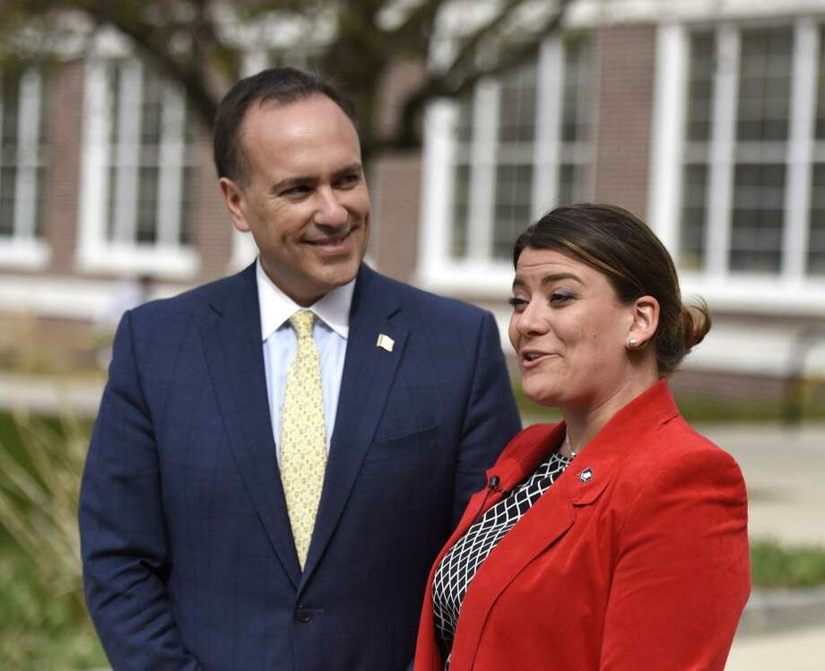 Erin Stewart drops out of governors race - Connecticut Post