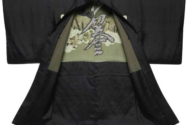 Dressed to kill: War propaganda kimonos on view at the de Young ...