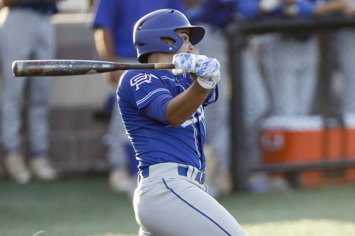 BASEBALL: Oak Ridge takes down Dallas Jesuit in Game 1