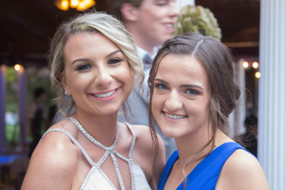 SEEN Jonathan Law High School junior prom 2018