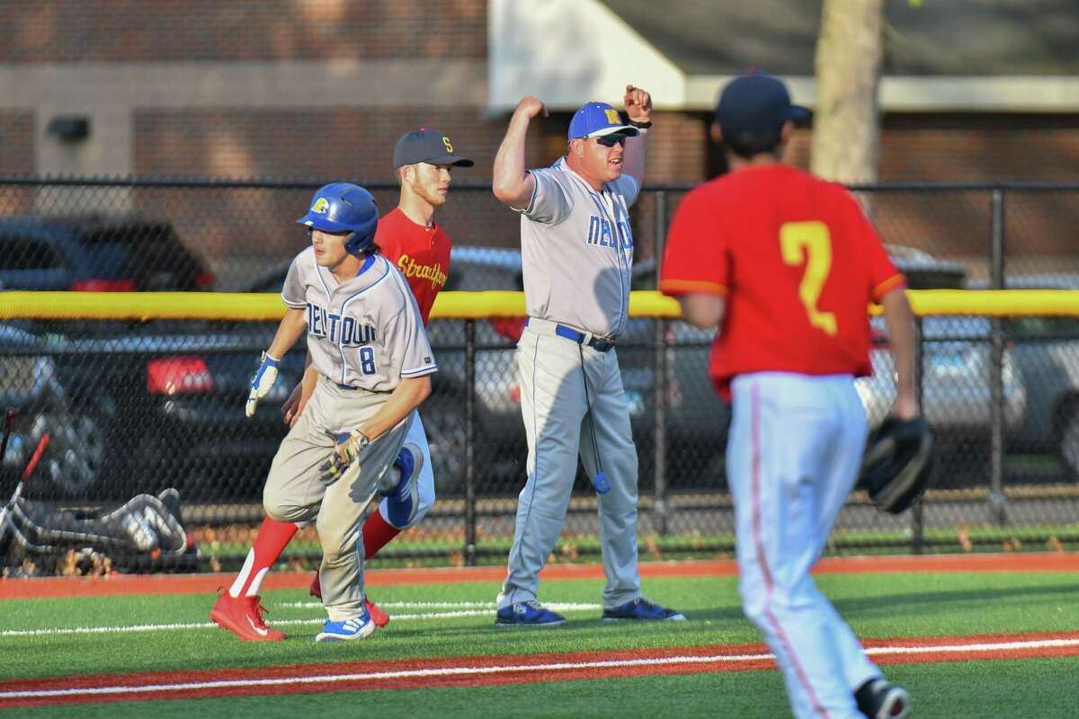 Baseball Newtown wins ninth straight, beating Stratford