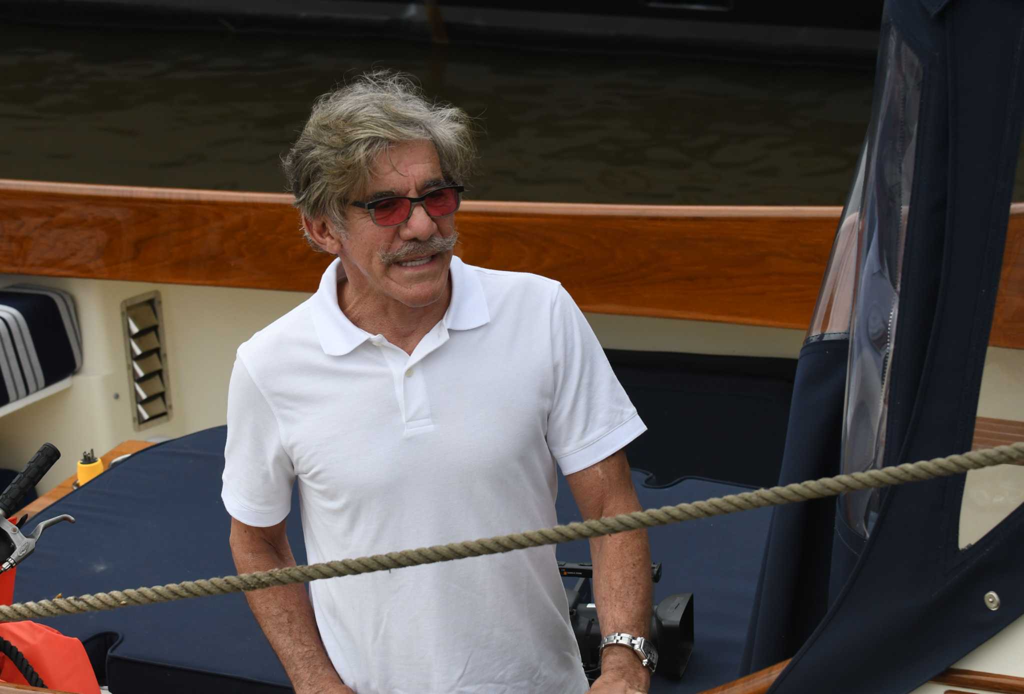 Geraldo Rivera Among Boaters Lined Up As Canal System Opens