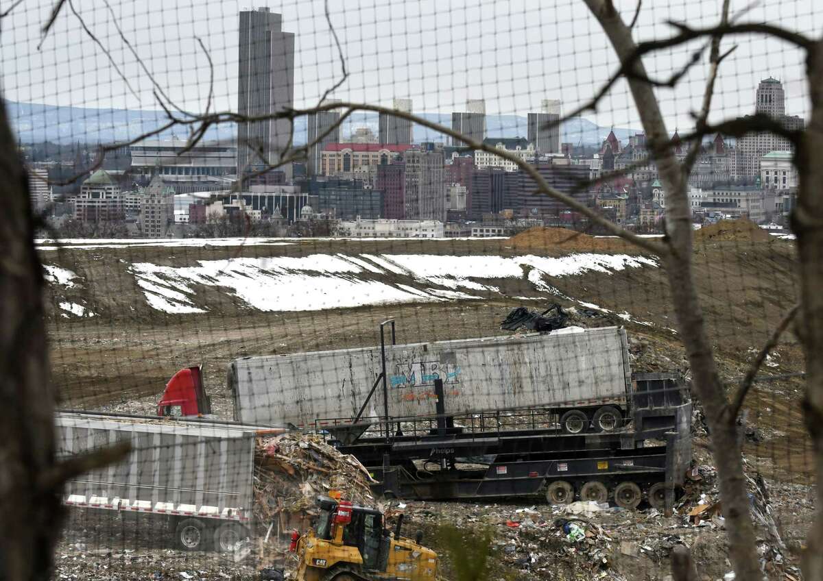 Dunn landfill owners host open house, tours