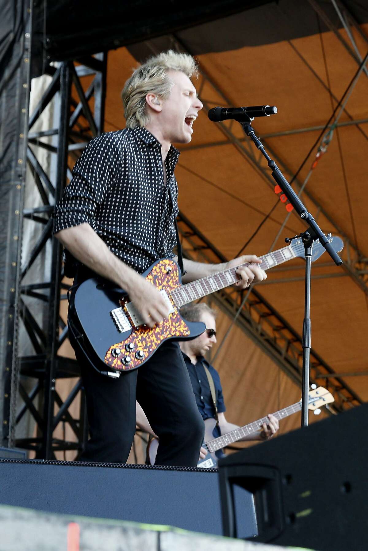 Alex Fox Guitar On Fire Tabs
