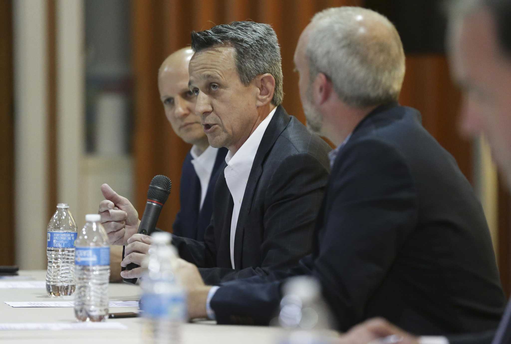 Republican congressional hopeful walks into radio ambush