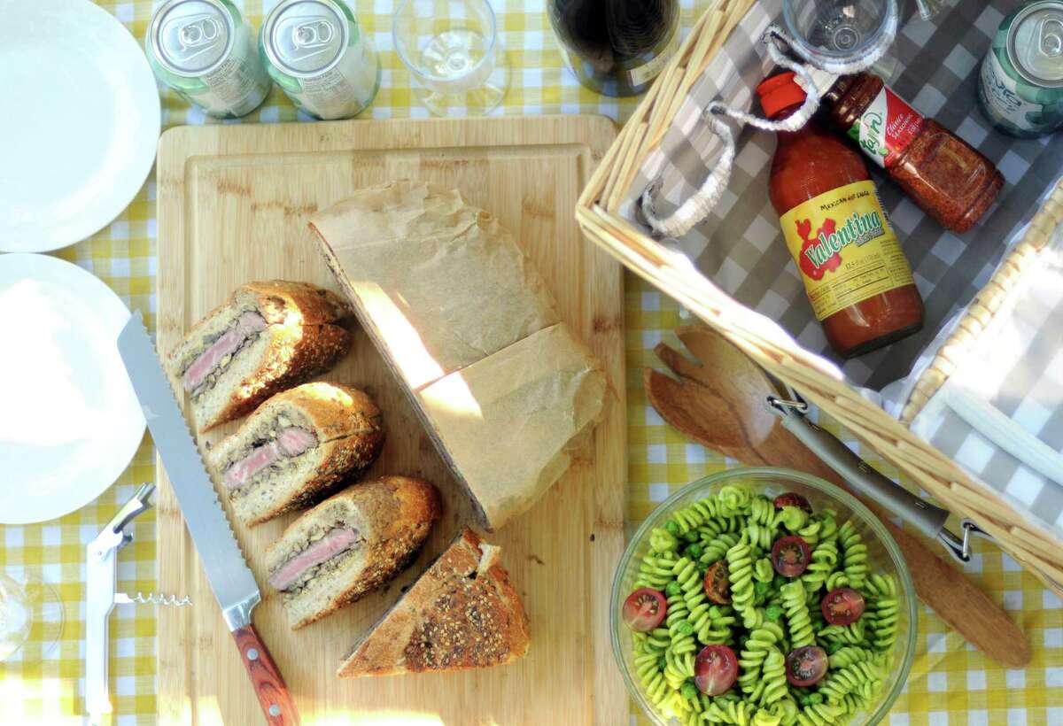 8 tips to improve your Memorial Day picnic game