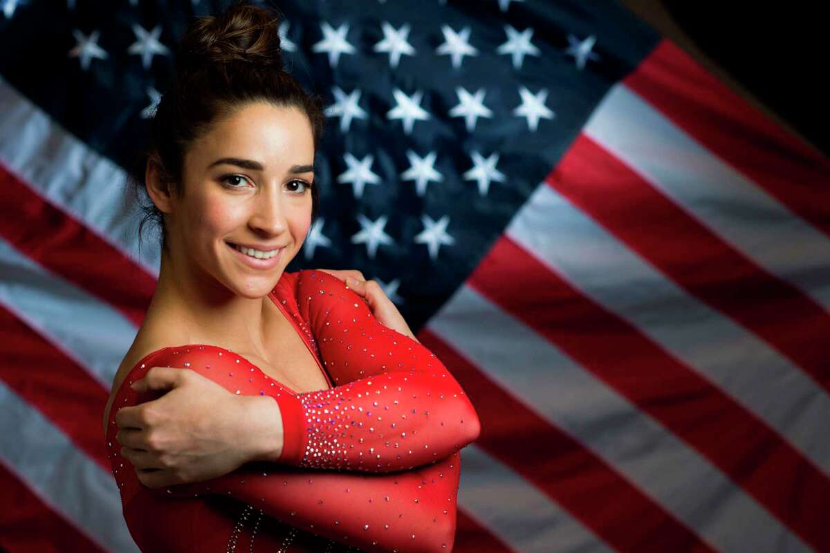 Olympic Gymnast Aly Raisman Draws Crowd Of 3000 At Ualbany 