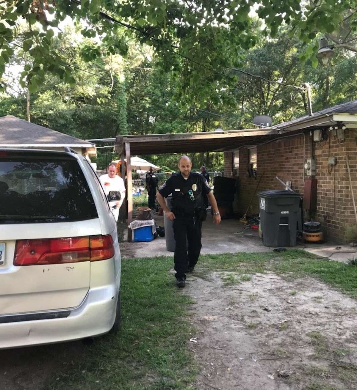 Roman Forest, surrounding communities support family after child dies