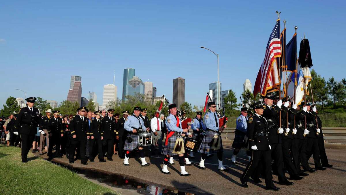 Fallen police officers remembered at Houston memorial