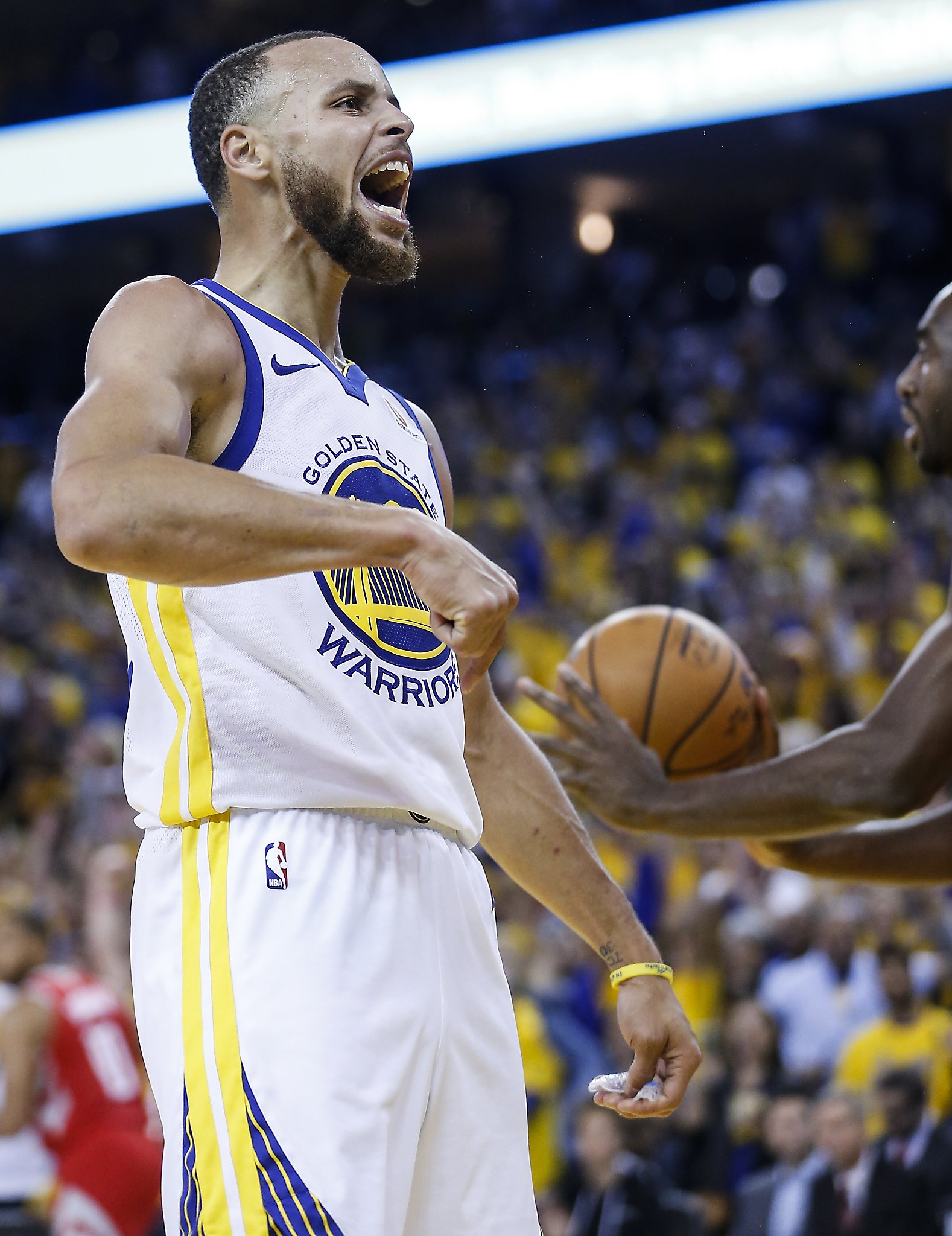 Wild Rumor About Steph Curry's Parents Goes Viral During NBA Finals - The  Spun: What's Trending In The Sports World Today