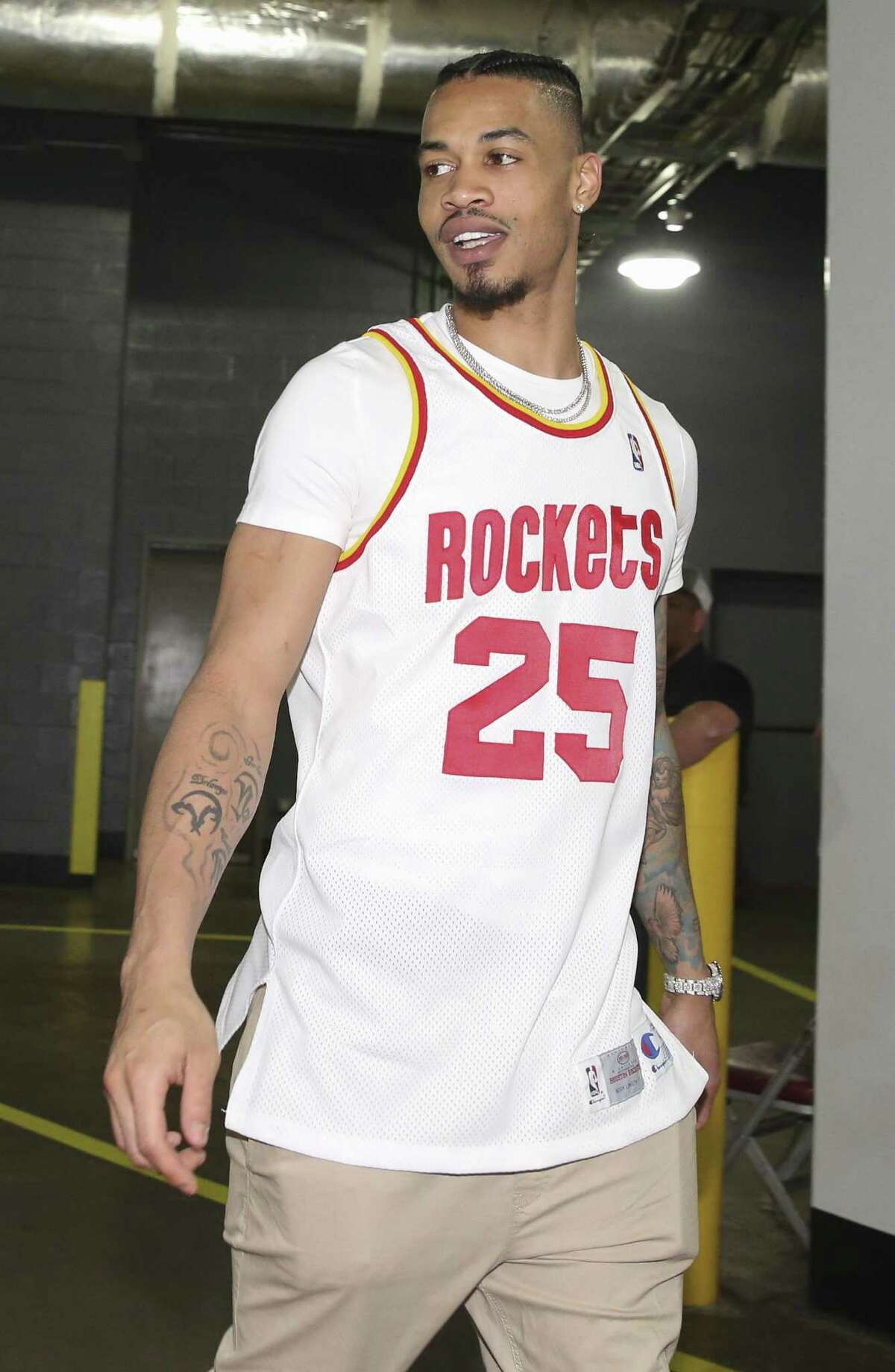 Rockets' Gerald Green and his lucky Robert Horry throwbacks