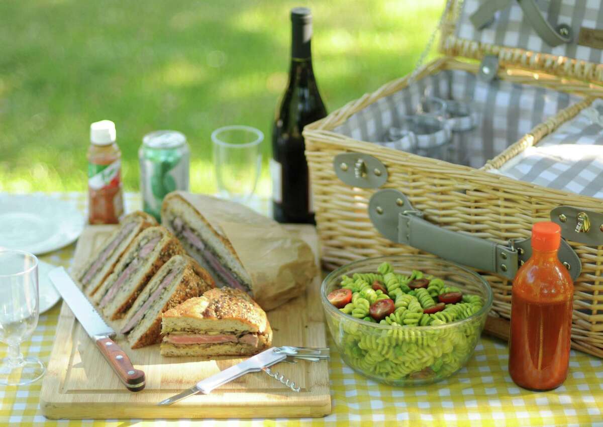 8 tips to improve your Memorial Day picnic game