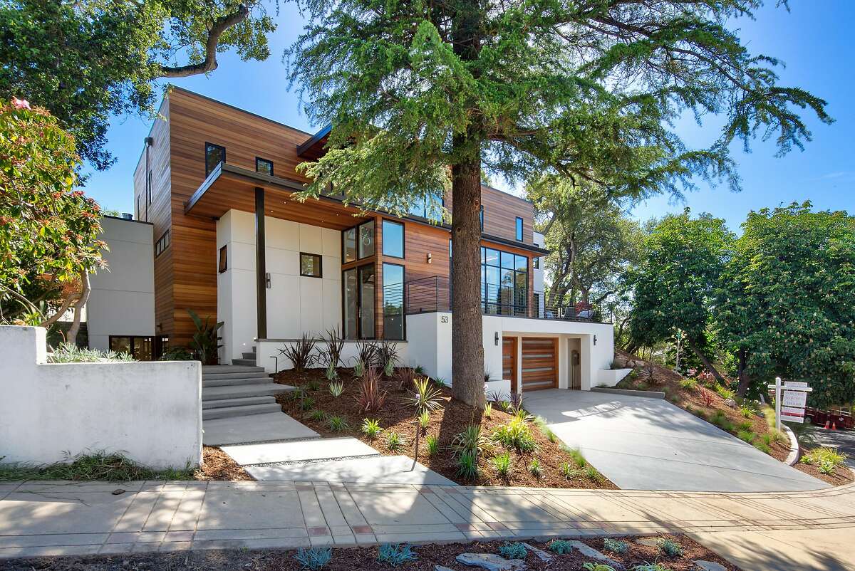 Walk-through: Masterful modern elegance in net-zero Piedmont contemporary