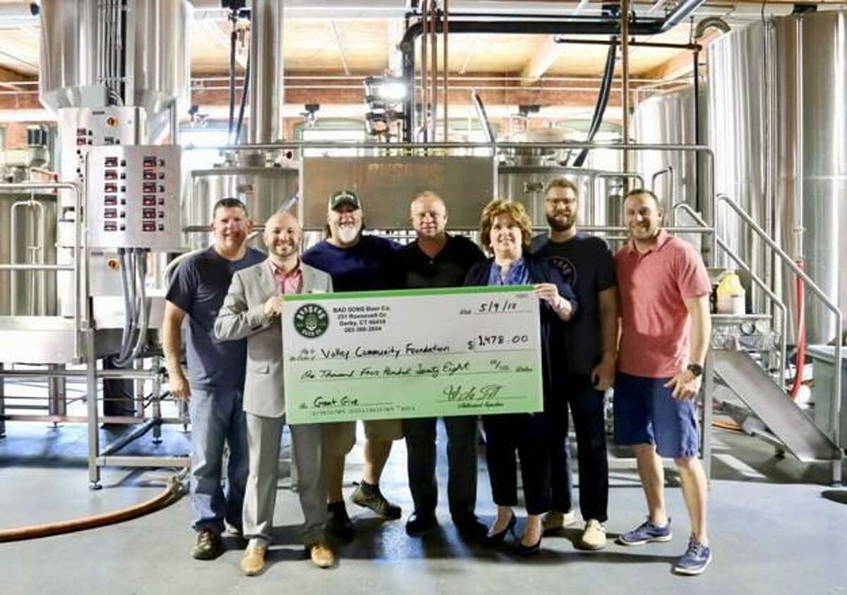 The Valley Community Foundation gave $1.4 million in grants in 2015 according to the Connecticut Council for Philanthropy. (View the full report) In this earlier photo: Left to right: Bill DaSilva of Bad Sons, Derby Chief of Staff Andrew Baklik, Mark DaSilva of Bad Sons, Mayor Rich Dziekan, Sharon Closius of the Valley Community Foundation, Dan Disorbo and Mike Student both from Bad Sons.