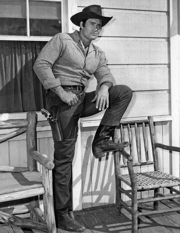 Actor Clint Walker, star of TV show 'Cheyenne,' dead at 90 ...