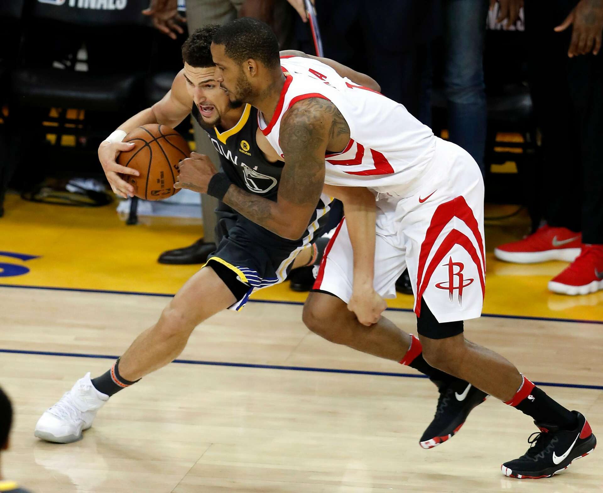 Warriors’ roster flaws on full display against Rockets