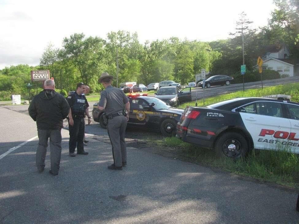 Cohoes man arrested in East Greenbush chase, crash