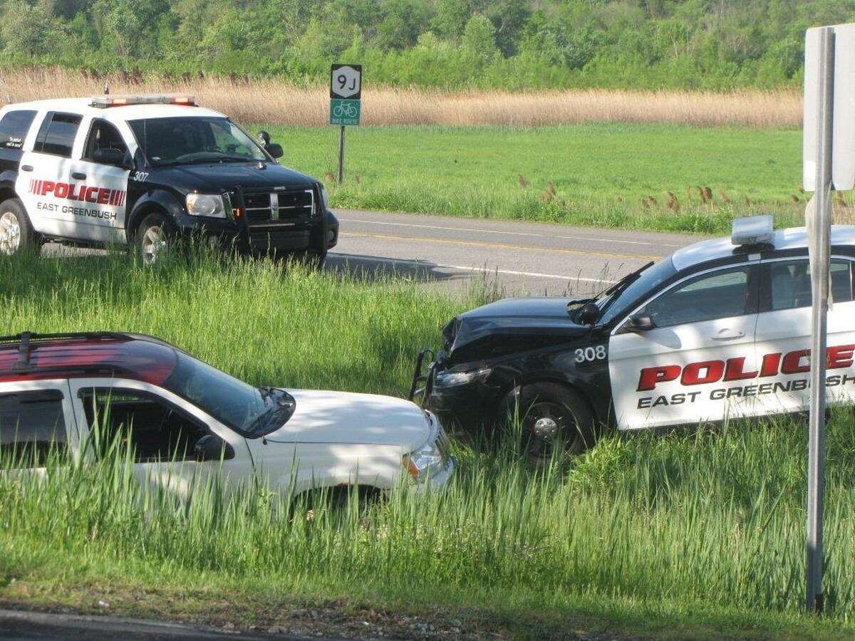 Cohoes man arrested in East Greenbush chase, crash