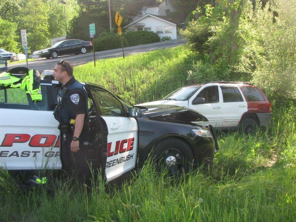 Cohoes man arrested in East Greenbush chase, crash