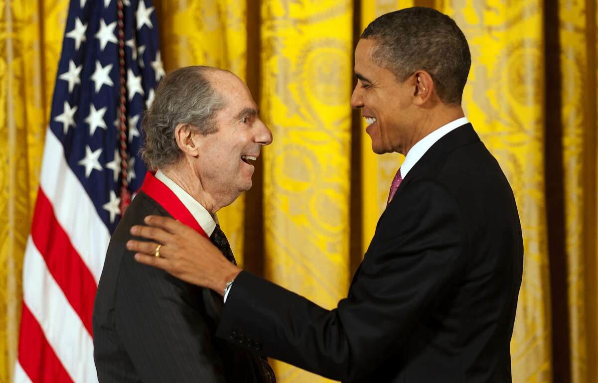 President Obama presents the National Humanities Medal to Philip Roth in 2011.