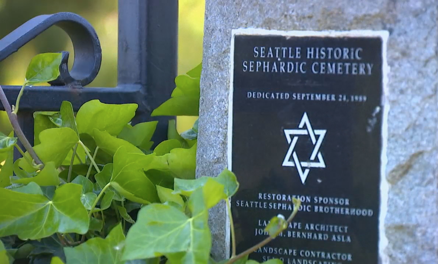 North Seattle Cemetery Brings In Extra Security After Couple Seen Having Sex On Tombstone 6199