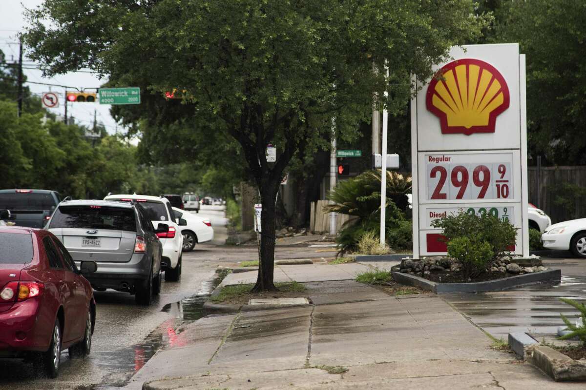 Shell gas station located on the corner of San Felipe Street and Willowick Road with unleaded fuel $3.00 a gallon, Wednesday, May 23, 2018, in Houston. >>Check out the least and most fuel-efficient cars, according to CBS News, in the photos that follow...
