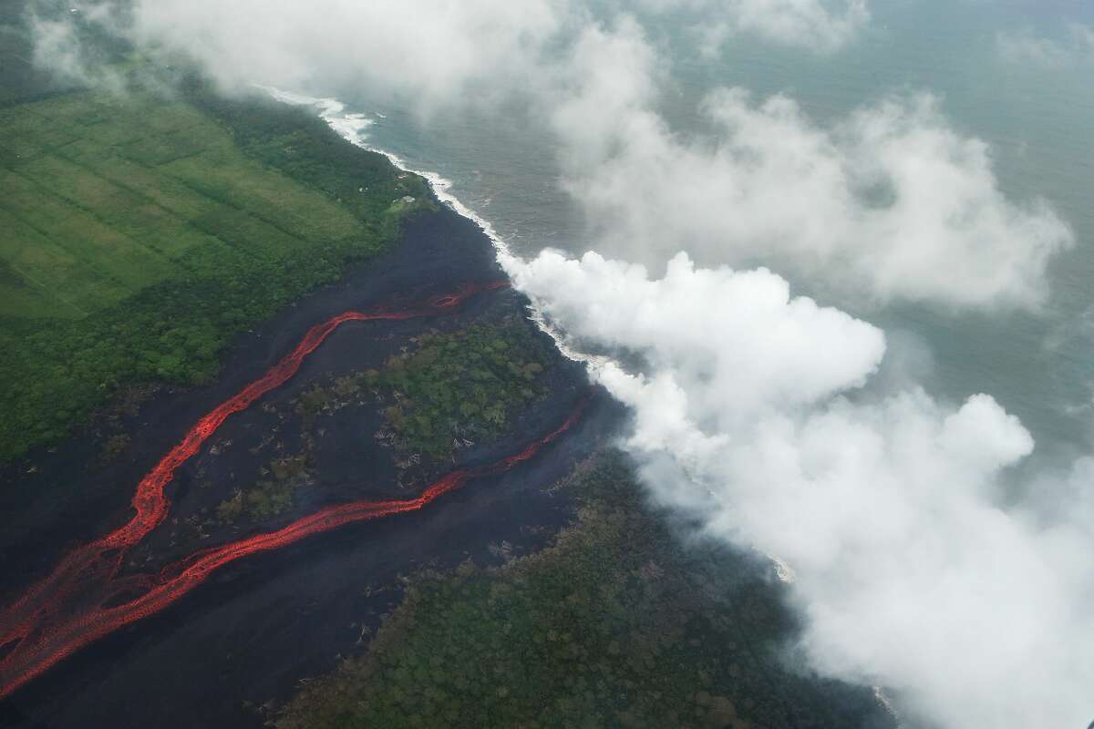 The 20 most stunning photos of lava flow from Kilauea in Hawaii
