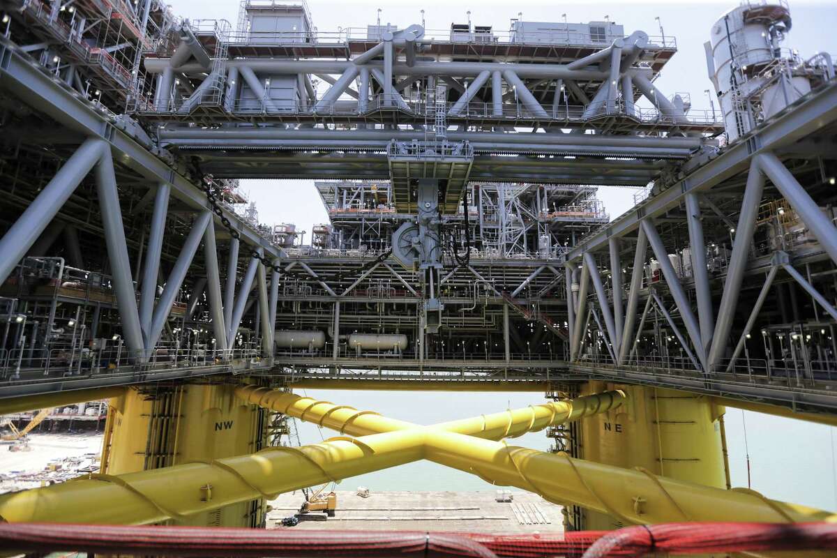 Shell starts production at new Appomattox platform in the Gulf
