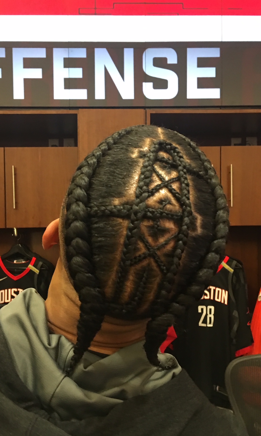 Rockets' Gerald Green pays homage to Houston Oilers with braids
