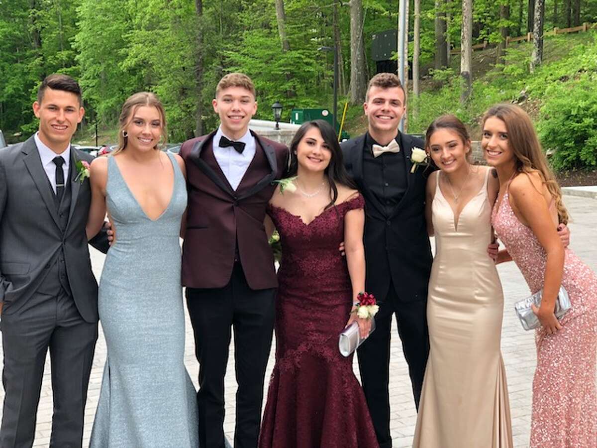 SEEN Bethel High School senior prom 2018