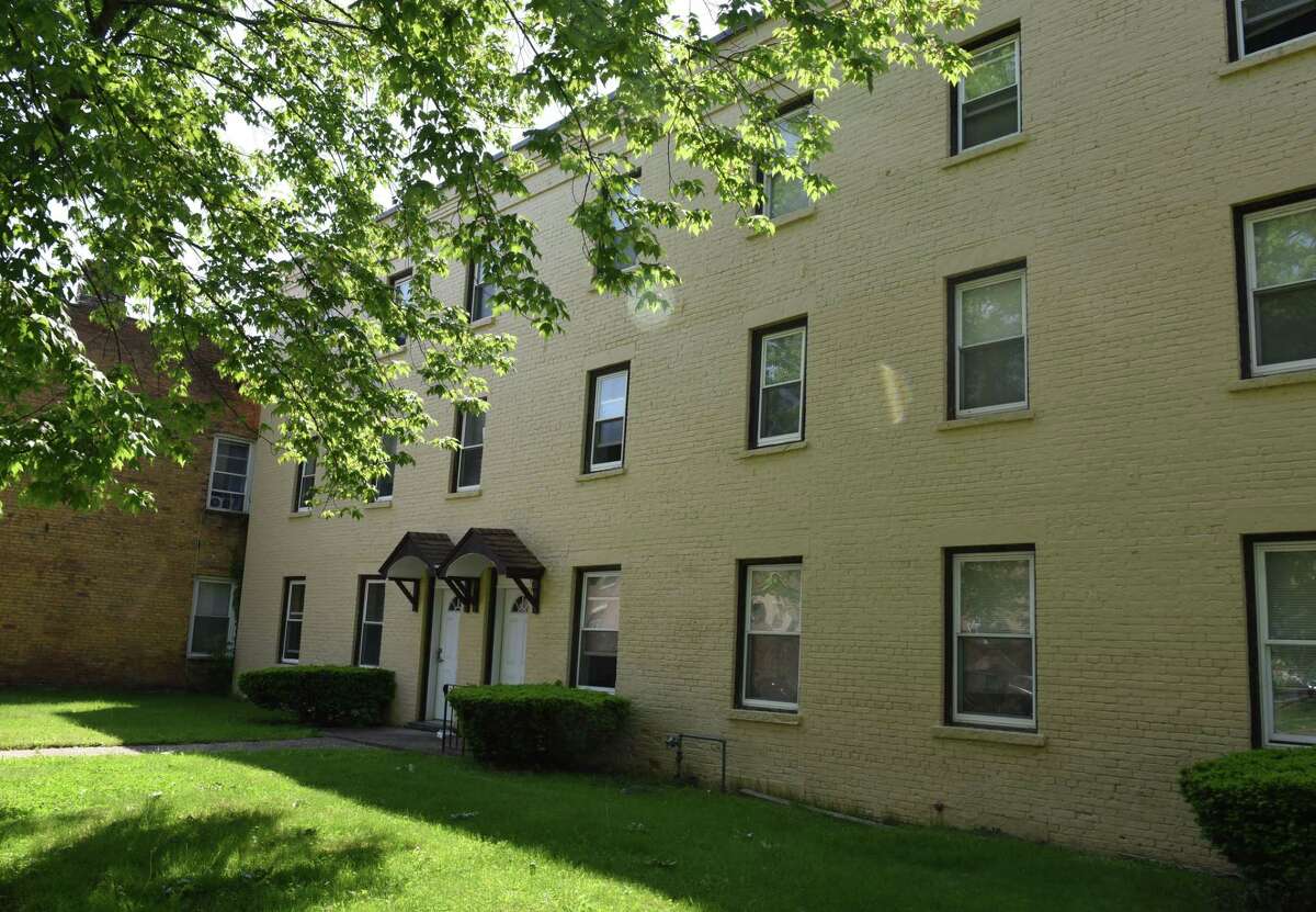 Undiscovered for 39 days State probes recovery center death