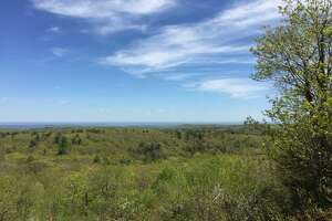 Ridgefield expands Pine Mountain parking area near trailhead