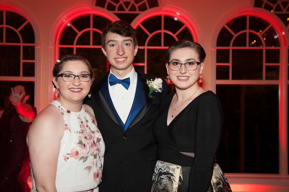 Notre Dame Fairfield Junior Senior Prom 2018 - Westport News