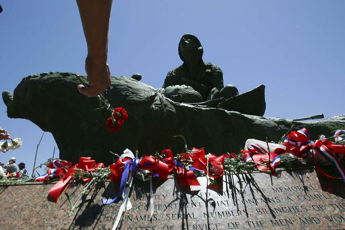 San Antonio’s Vietnam Veterans Memorial built with thousands of small