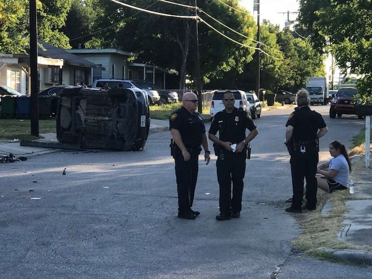 Sapd Driver Ejected From Vehicle After Rollover On East Side 1320