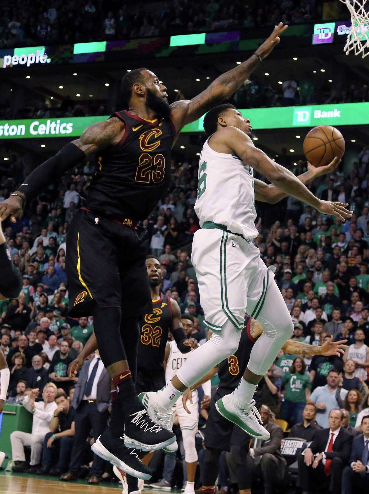 LeBron James' 35 Help Cavaliers Beat Celtics, Reach NBA Finals