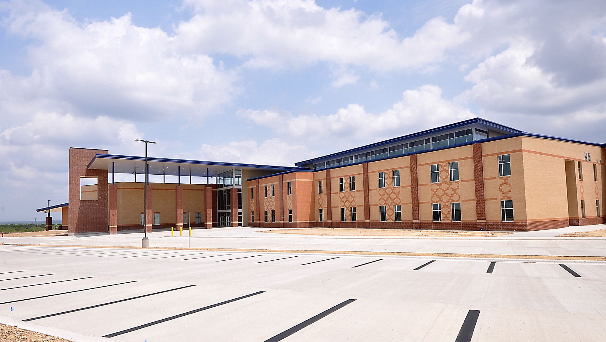 Peek inside Alexander High School's brand new 9th Grade campus