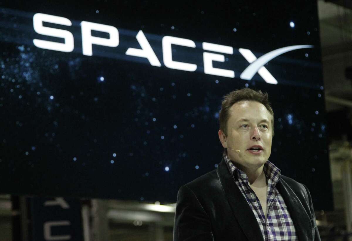 Elon Musk, CEO of SpaceX, introduces new Dragon V2 spacecraft at SpaceX facilities in Hawthorne, Calif., on May 29, 2014.