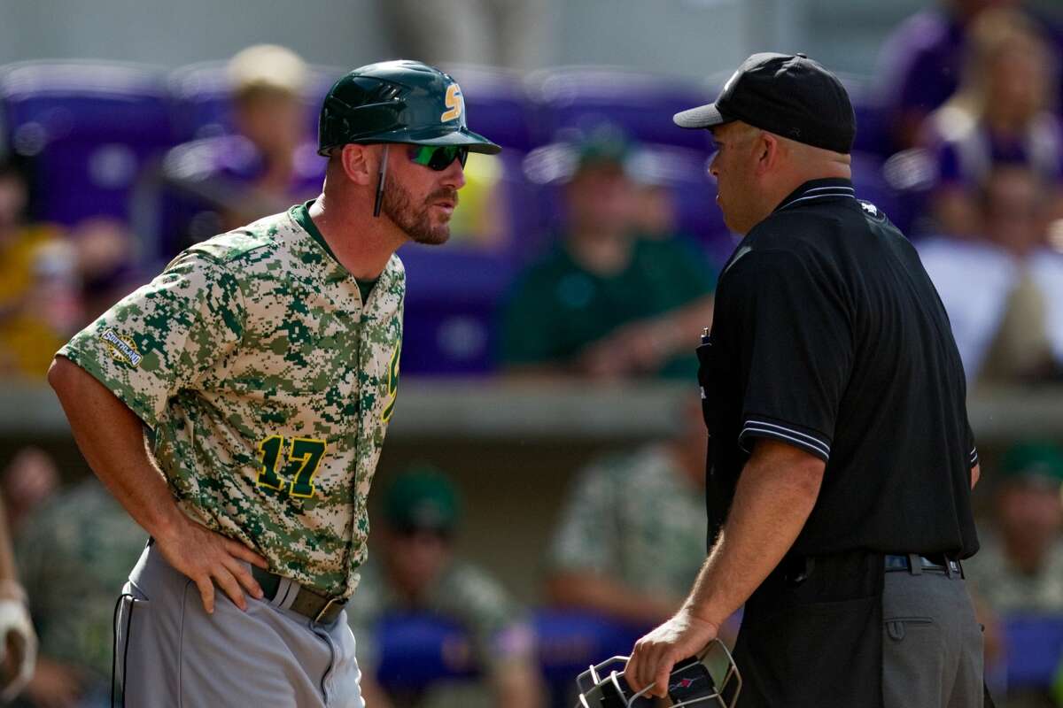 Houston Baptist University hires Lance Berkman as its new baseball coach