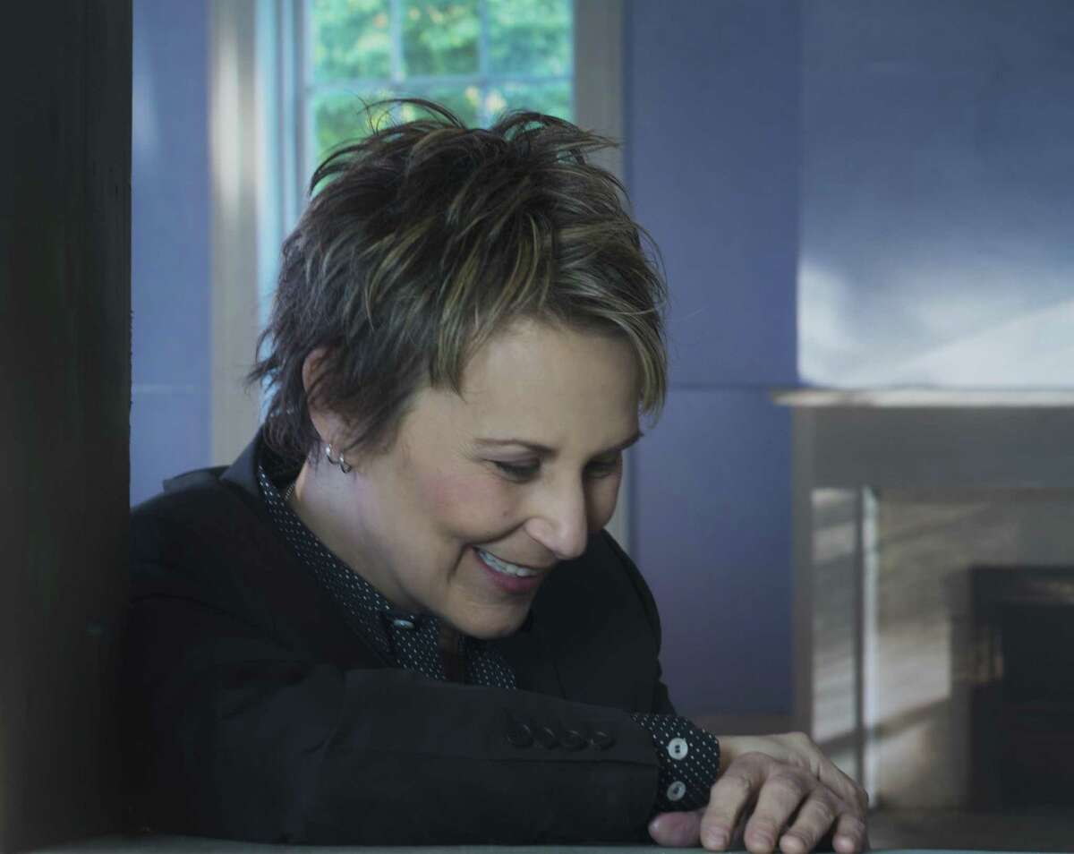 Concerts in Houston: El Dusty, Christian Nodal, Lita Ford