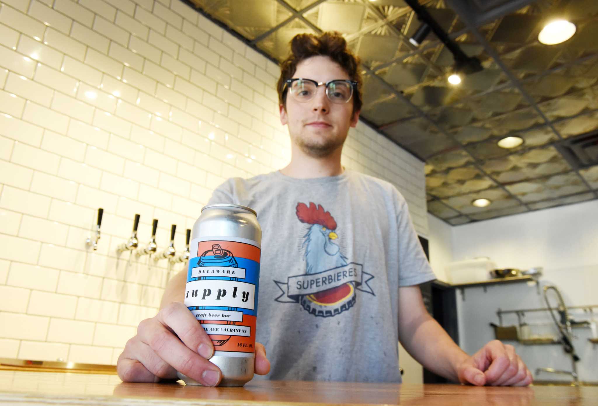 Crowlers gaining on growlers in craft beer world