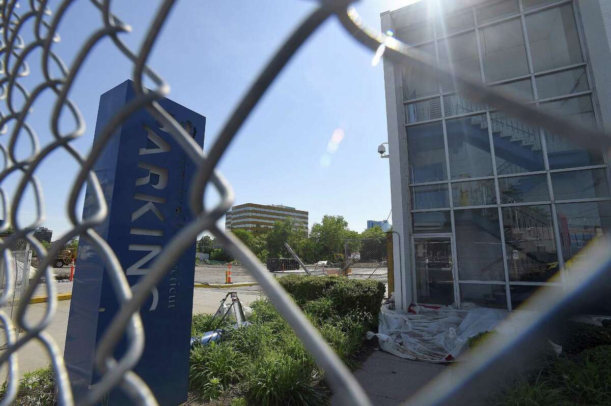 UConn-Stamford garage demolition brushes up contaminated ...