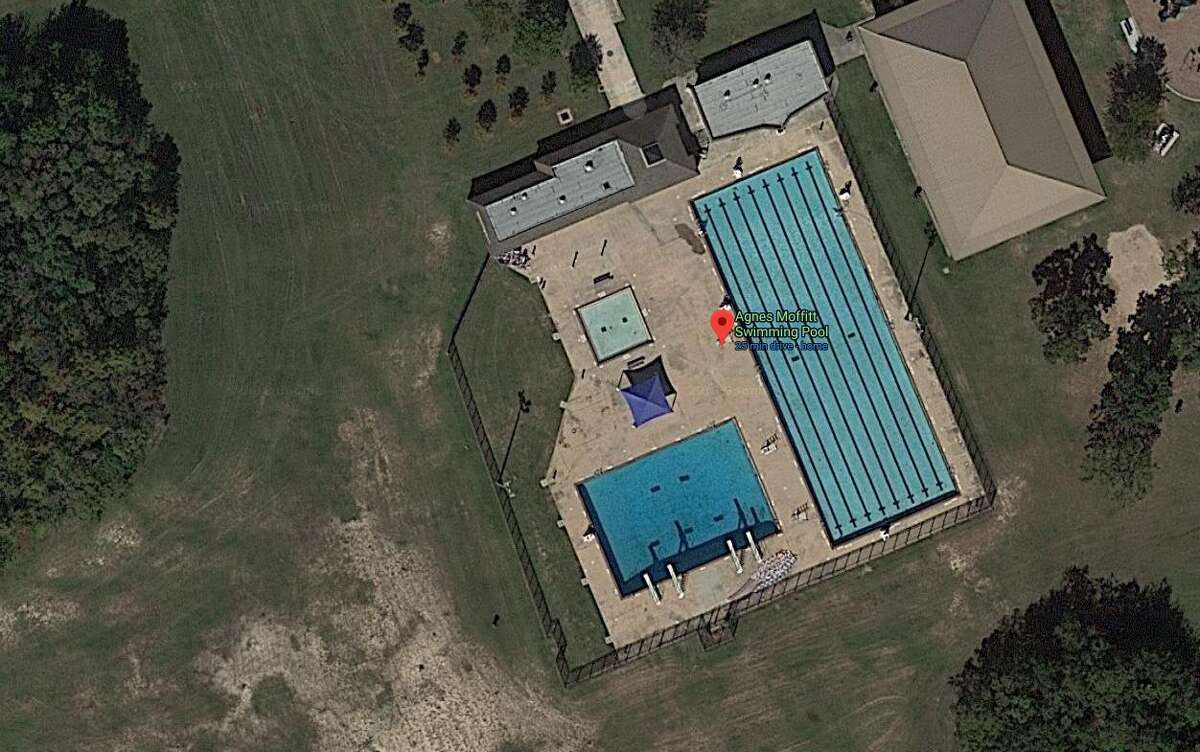 Houston’s Texasshaped pool is now open to the public — for a price