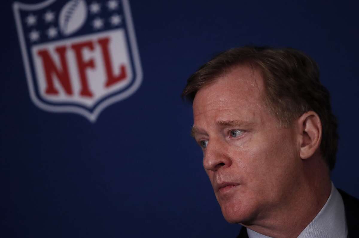 Oct 18, 2017 - New Trump tweets prompt Commissioner Goodell to respond meekly:
