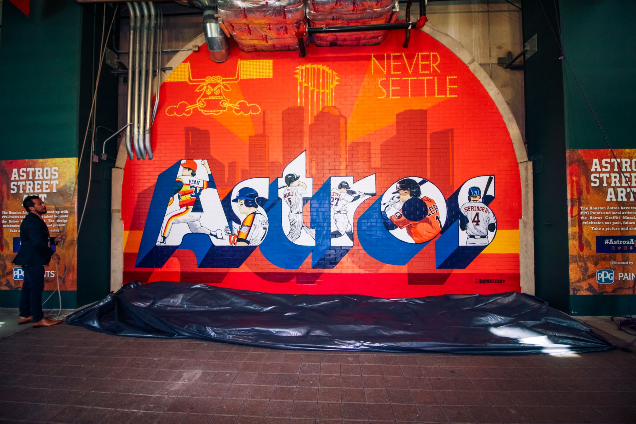 Astros Mural Program