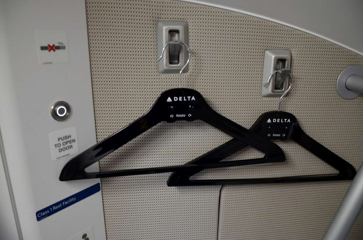 Delta Air Lines A350 Pilot Crew reste