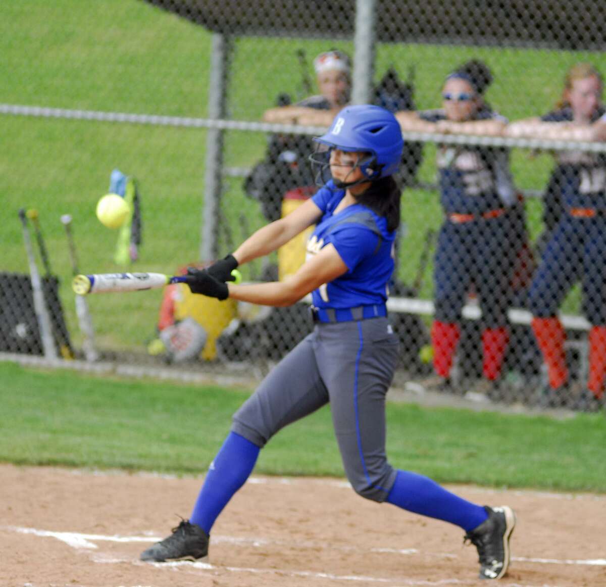 Softball: Lionetti, Brookfield shut out Lyman Hall, reach Class L semis