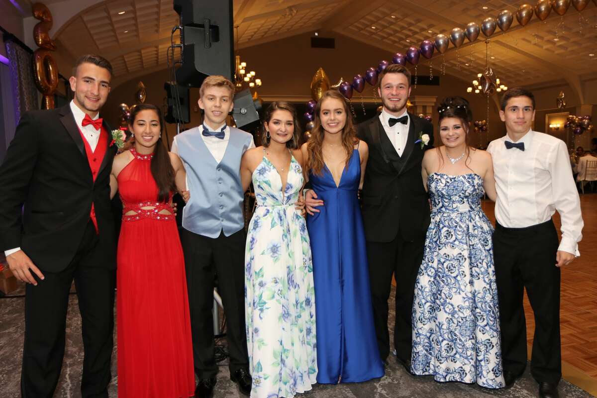 SW Connecticut's prom fashion trends 2018