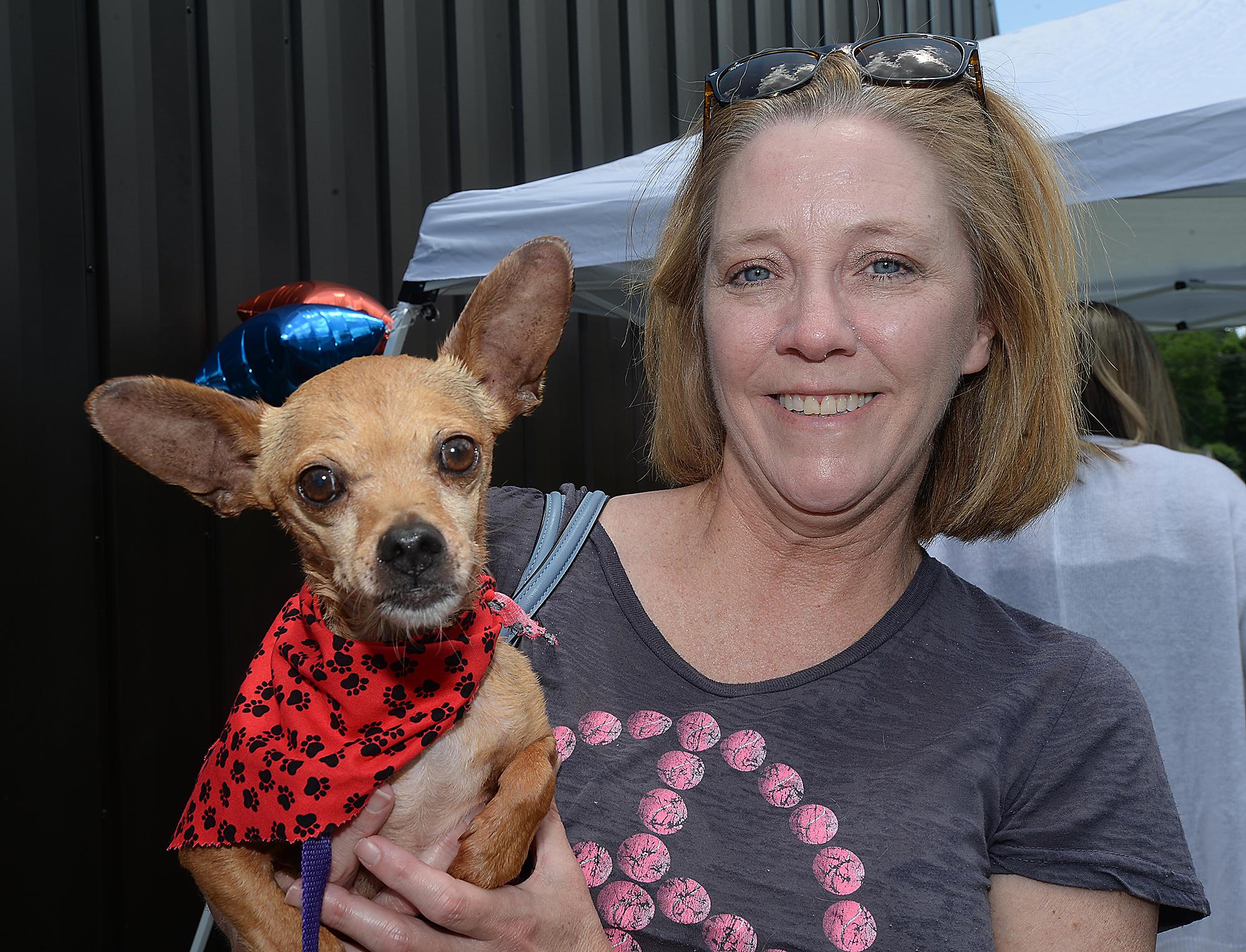 were-you-seen-at-the-dog-wash-fundraiser