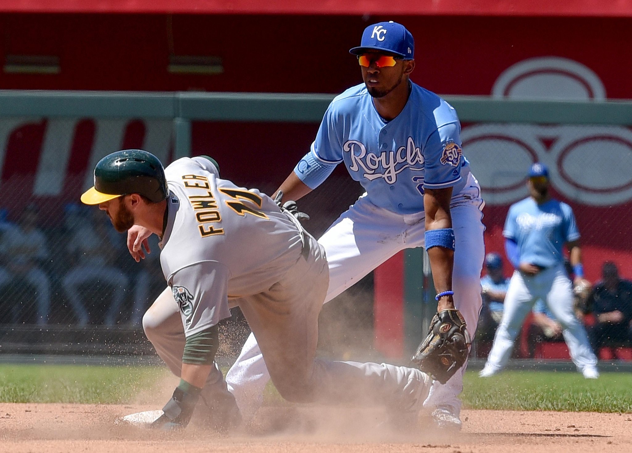 Royals reportedly re-sign Alcides Escobar and here's why that's